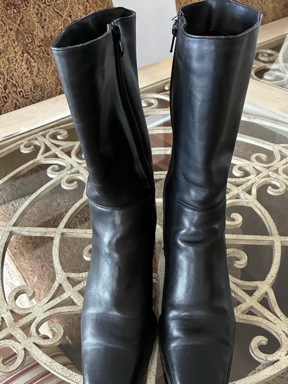 Santana Canada Black Leather Mid-Calf Zip Boots
